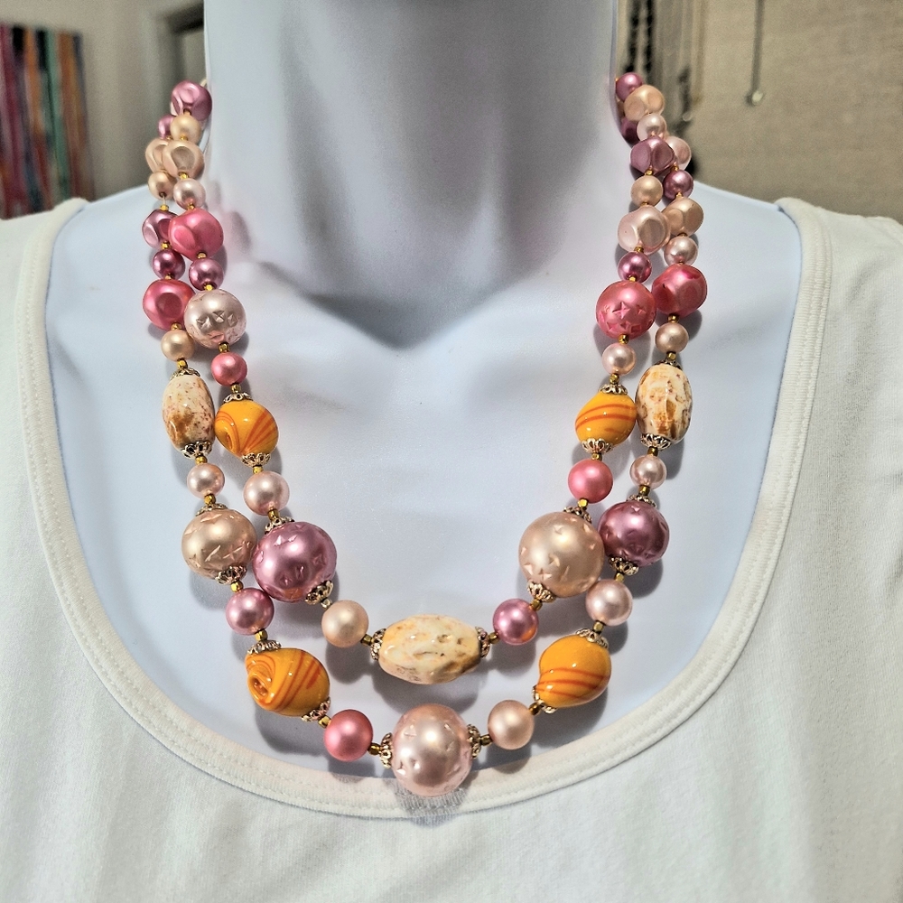 Vintage beaded necklace in pinks and orange, adjustable
